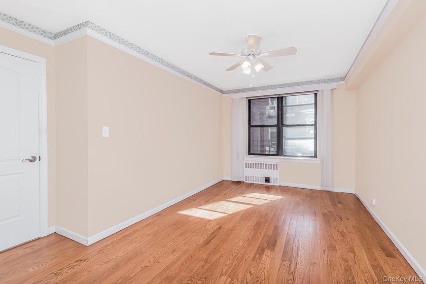 Location, location, location! The Saratogian complex, Woodlawn - photo 7