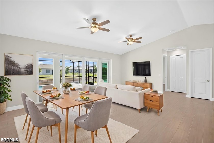 MOVE IN READY NEW CONSTRUCTION NO FLOOD ZONE WATERFRONT PARADISE - photo 3