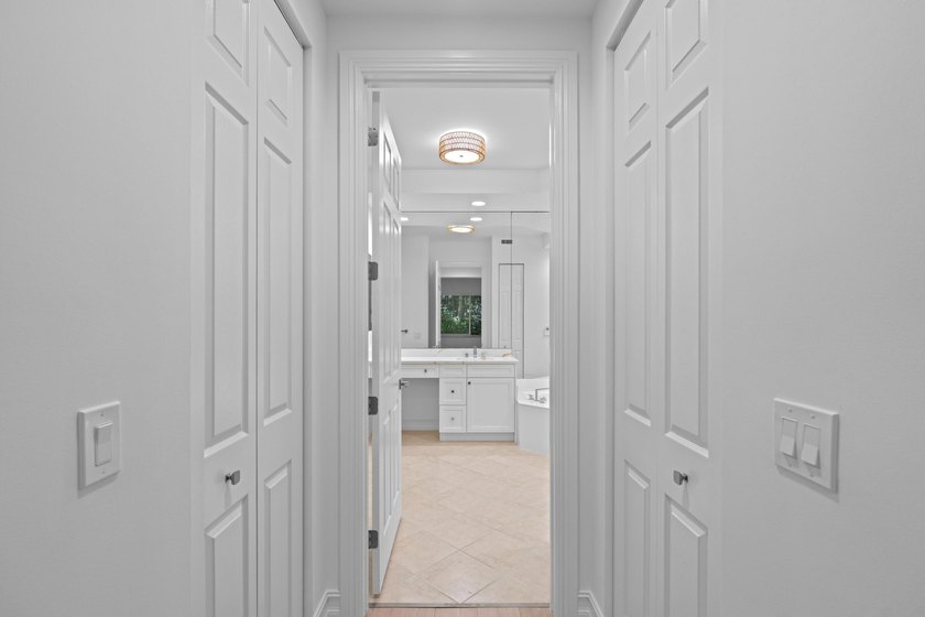 Rarely available first-floor villa in the highly sought-after - photo 21