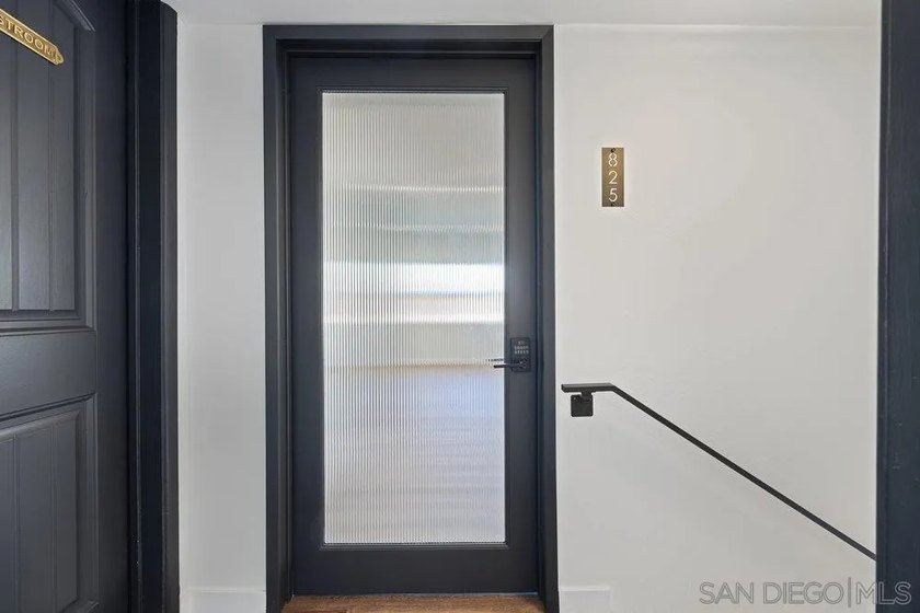 Modern upgrades with vintage charm! Discover a beautifully - photo 3
