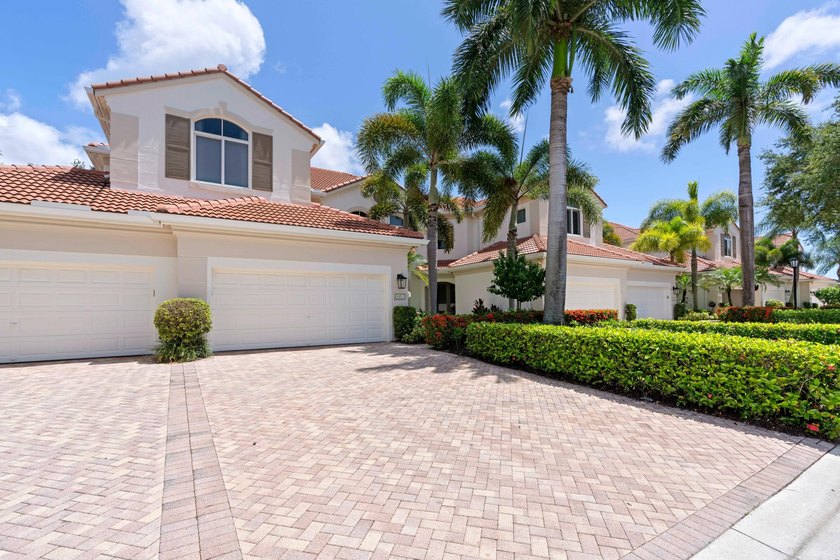 Rarely available first-floor villa in the highly sought-after - photo 43