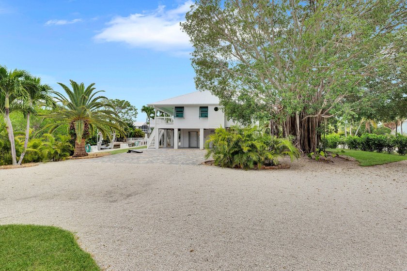 The Angler's Retreat -- Big Pine Key Resort-style canal front - photo 3