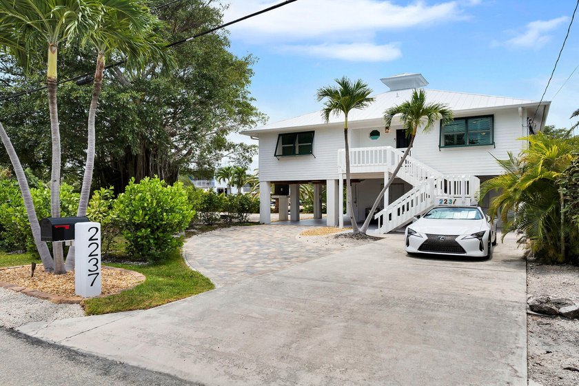 The Angler's Retreat -- Big Pine Key Resort-style canal front - photo 4
