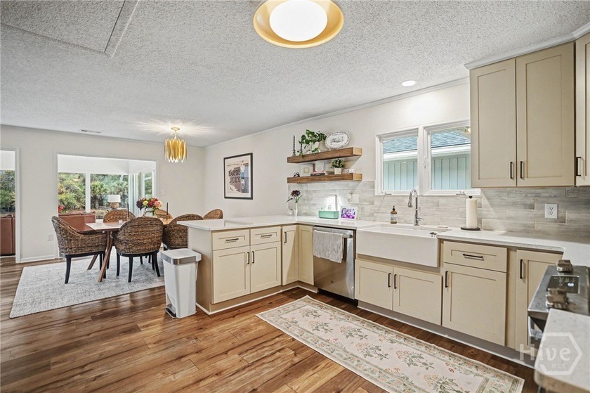 Move-in ready and beautifully renovated, this single-story - photo 13