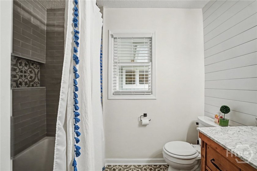 Move-in ready and beautifully renovated, this single-story - photo 28