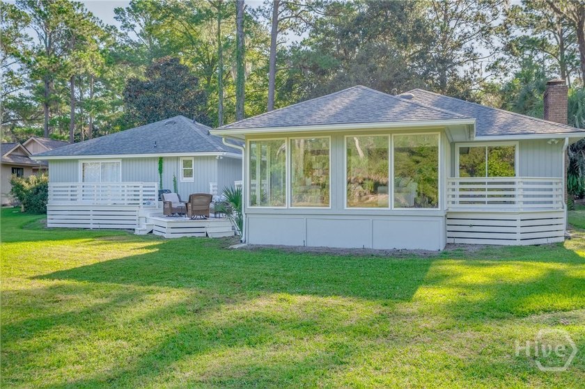 Move-in ready and beautifully renovated, this single-story - photo 35