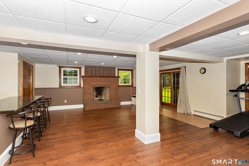 Welcome to this beautiful, private retreat at 15 Woodland Drive - photo 27