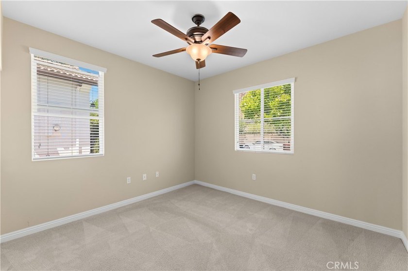 Beautifully maintained over 1800 sq home located in the 55+ - photo 13