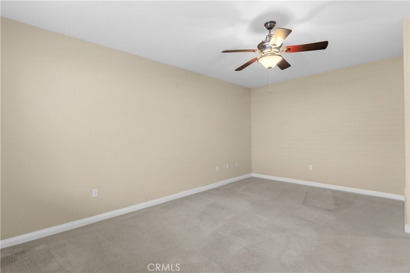 Beautifully maintained over 1800 sq home located in the 55+ - photo 19