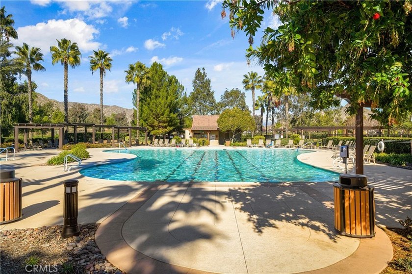 Beautifully maintained over 1800 sq home located in the 55+ - photo 50