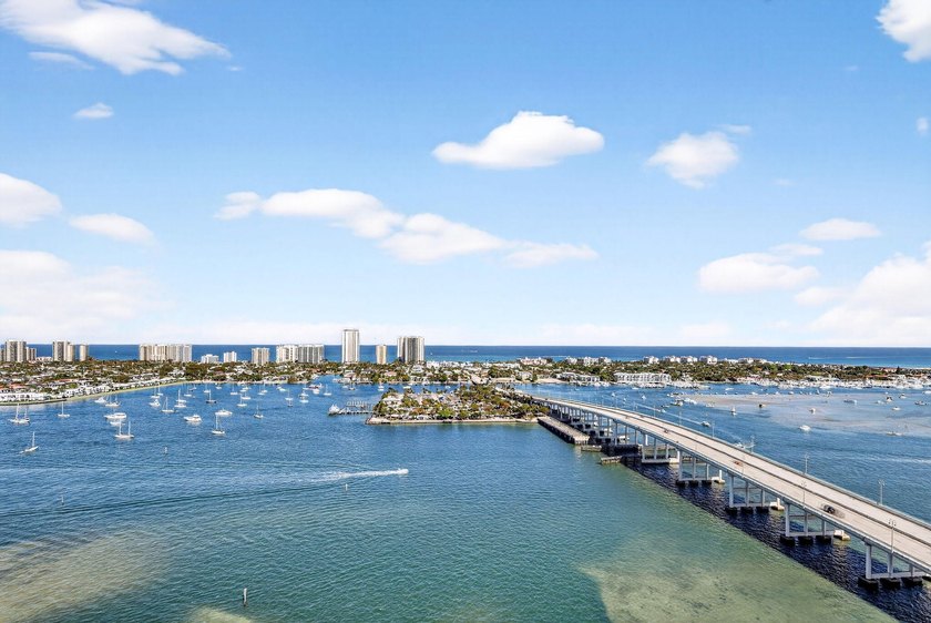 Rarely available penthouse residence at Marina Grande offering - photo 3