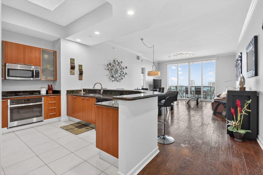 Rarely available penthouse residence at Marina Grande offering - photo 9