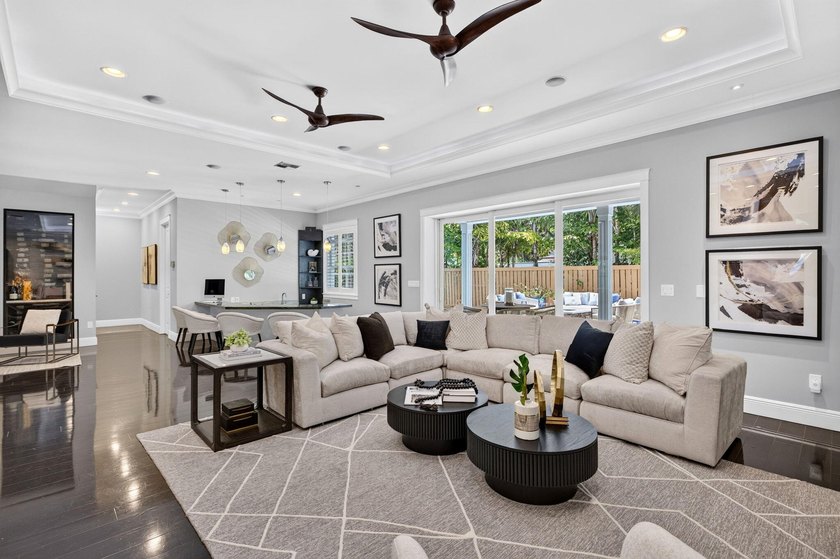 A truly rare opportunity in Lauderdale Harbors, this exceptional - photo 20