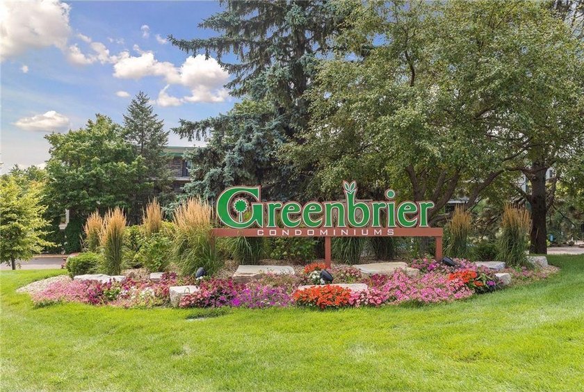 Welcome Home! Greenbrier Village has so many amenities, you can - photo 3