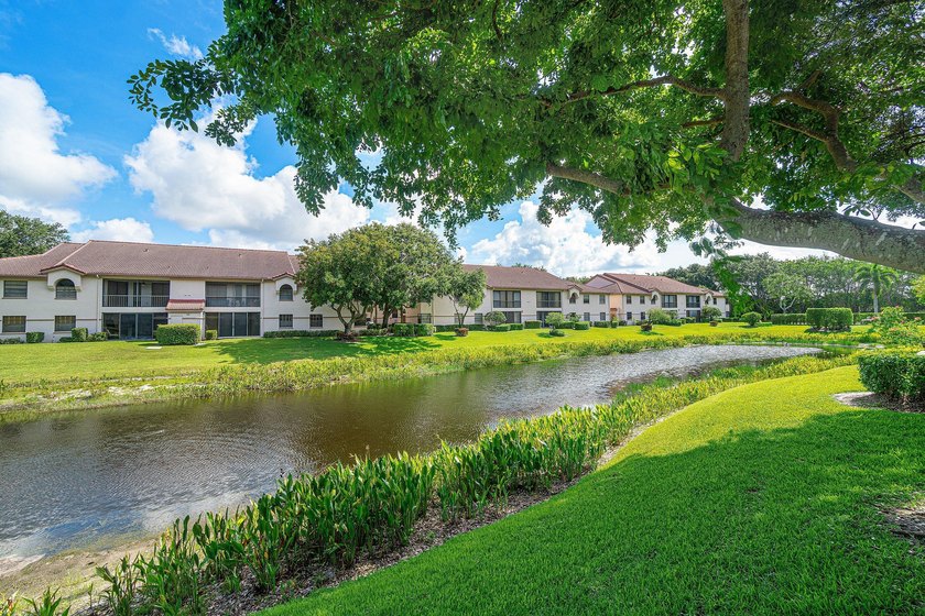 Discover the perfect blend of comfort, style, and convenience in - photo 27