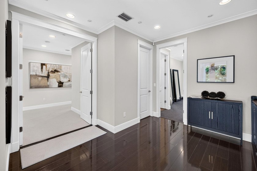 A truly rare opportunity in Lauderdale Harbors, this exceptional - photo 37