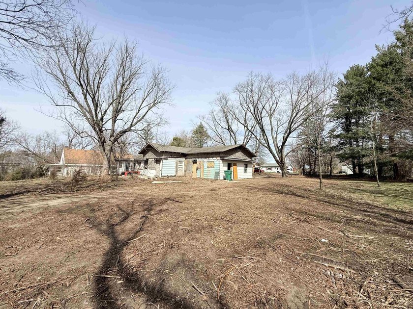 BACK ON THE MARKET! Tucked away on a quiet street in South - photo 3