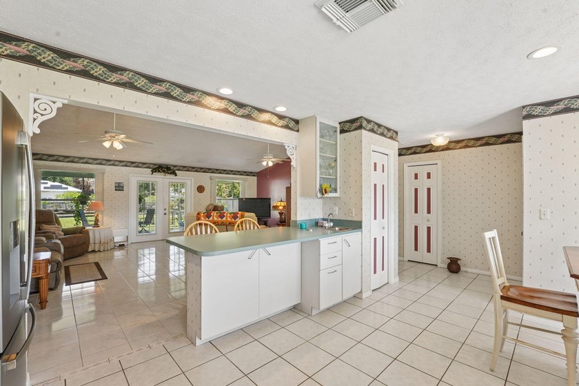 Welcome to 902 Egret Avenue in Fort Pierce! Tucked away on a - photo 7