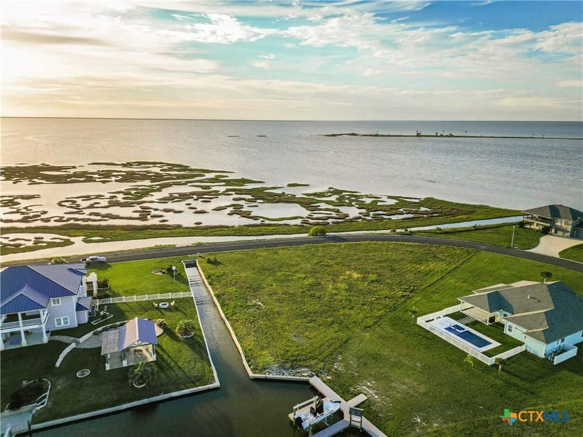 Waterfront Living with Stunning Copano Bay Views Discover the - photo 5