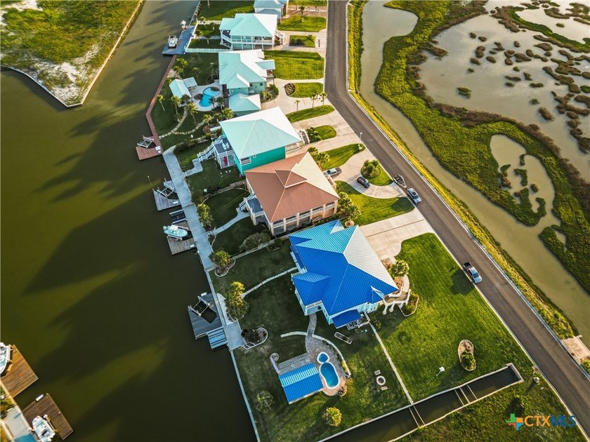 Waterfront Living with Stunning Copano Bay Views Discover the - photo 9