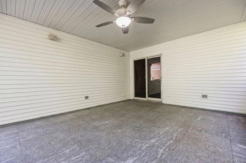 Welcome to 17 Nottingham Way. This expansive unique 5,300 - photo 31