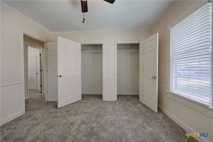 Welcome home to 903 N. Glendale Street in the heart of - photo 10