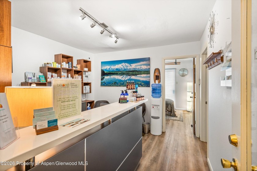Own a rare standalone building in the heart of charming downtown - photo 19