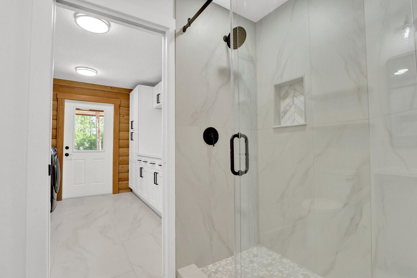 Stunning custom 4BR/3BA POOL home with 2-car garage and nearly 5 - photo 39