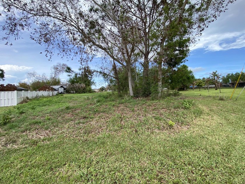 Location! Location! Enjoy the best of both worlds, located in - photo 2