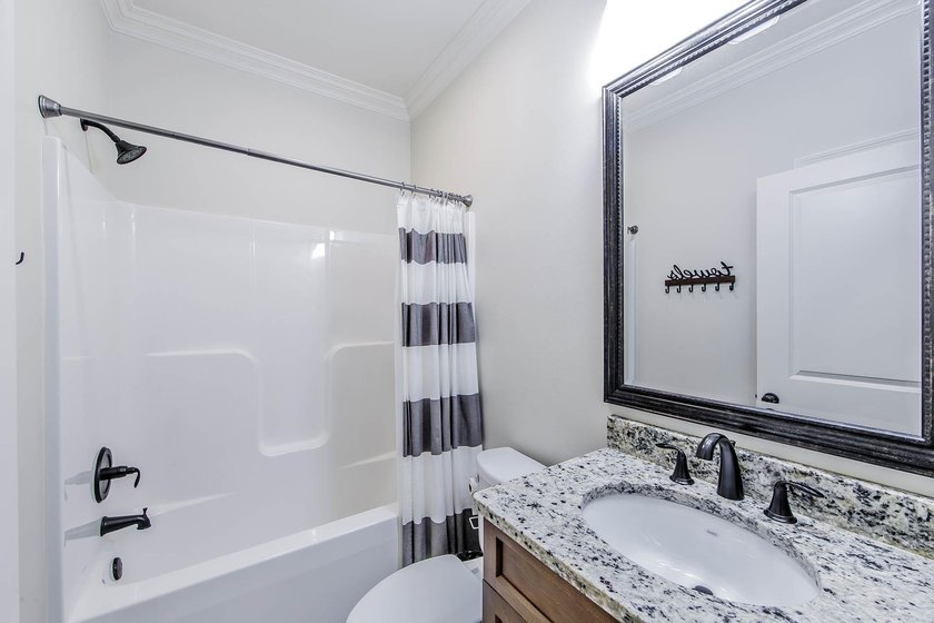 Beautiful home in a great location! Has Flood Policy, but not - photo 12