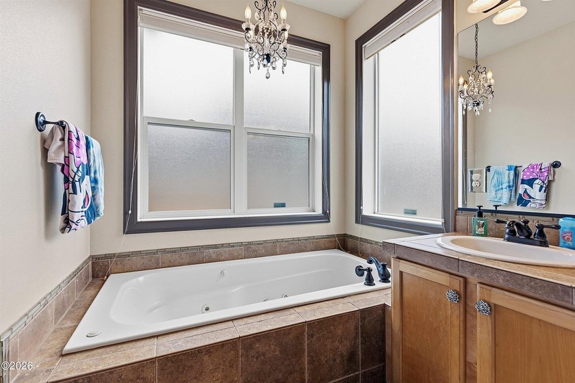 Situated within Lincoln City's expanding Lincoln Palisades - photo 20