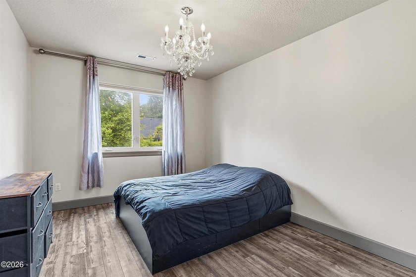 Situated within Lincoln City's expanding Lincoln Palisades - photo 24