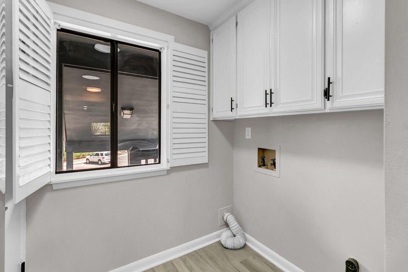 Seller Will Finance the Property for the Buyer!Welcome to this - photo 7