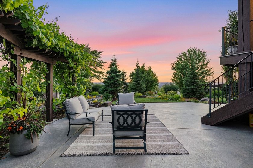 Set at the top of gated Broadmoor Estates, one of the area's - photo 4
