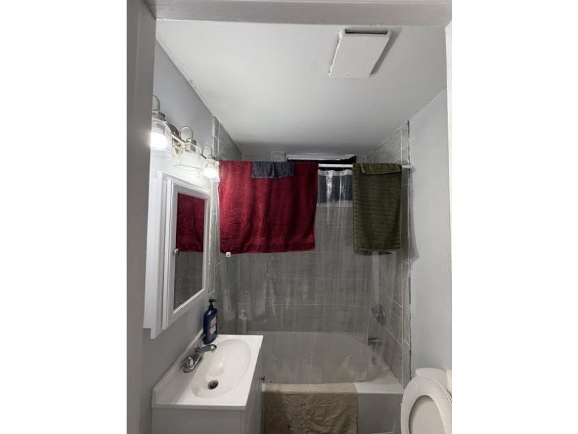 RARE FIND OPPORTUNITY IN THE WESTSIDE NEAR MUSC. THIS DUPLEX CAN - photo 9