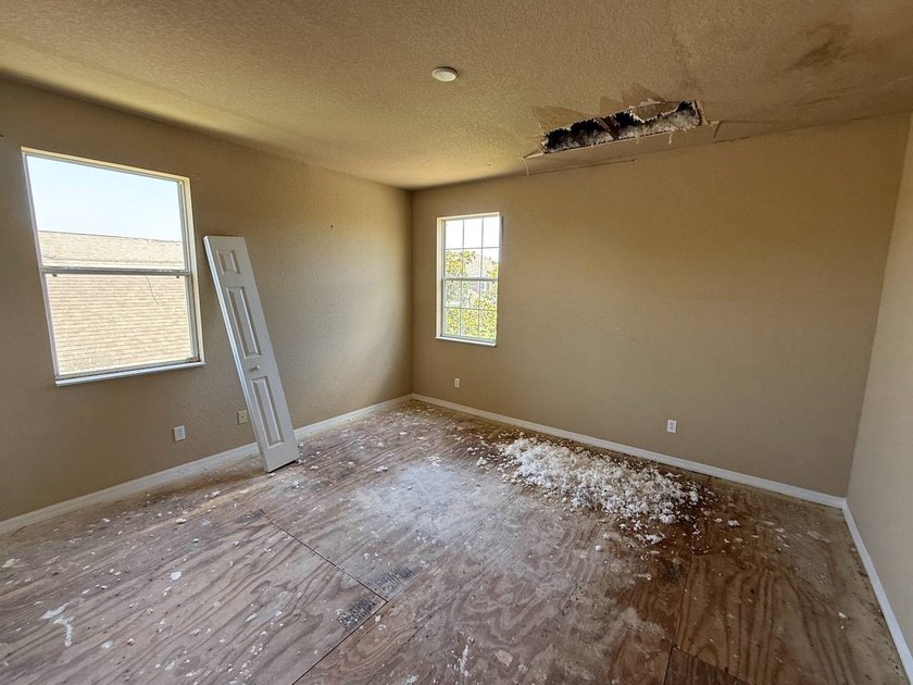 5 Bedroom. 3.5 Bath home in Grand Haven which is a gated - photo 22