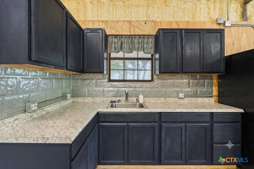 Country living meets endless possibilities on 15.7 scenic acres - photo 7
