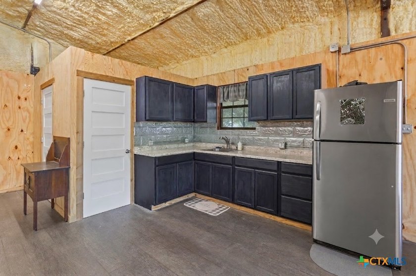 Country living meets endless possibilities on 15.7 scenic acres - photo 8