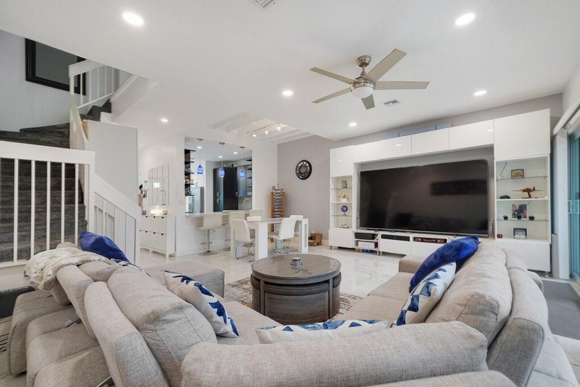 Welcome to this beautifully maintained two-story townhouse in - photo 8