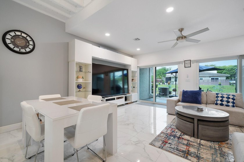 Welcome to this beautifully maintained two-story townhouse in - photo 10