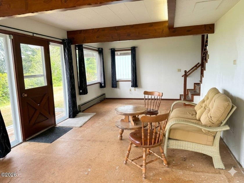 Gorgeous Bayviews await! 3 Bedroom 2 bath home convenient South - photo 13