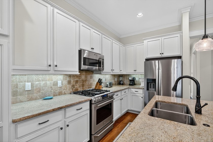 BEST PRICED 4 BEDROOM IN NATUREWALK! Welcome to Sea Blessings - photo 15