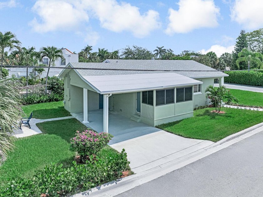 Welcome to 1201 N Palmway - a turnkey gem in one of Lake Worth - photo 27