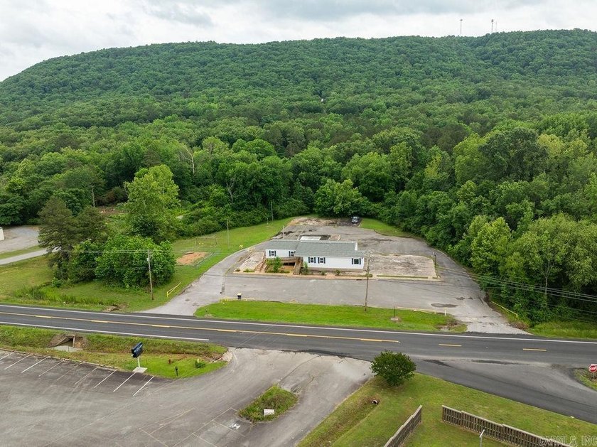 High-visibility commercial opportunity in Heber Springs - photo 2