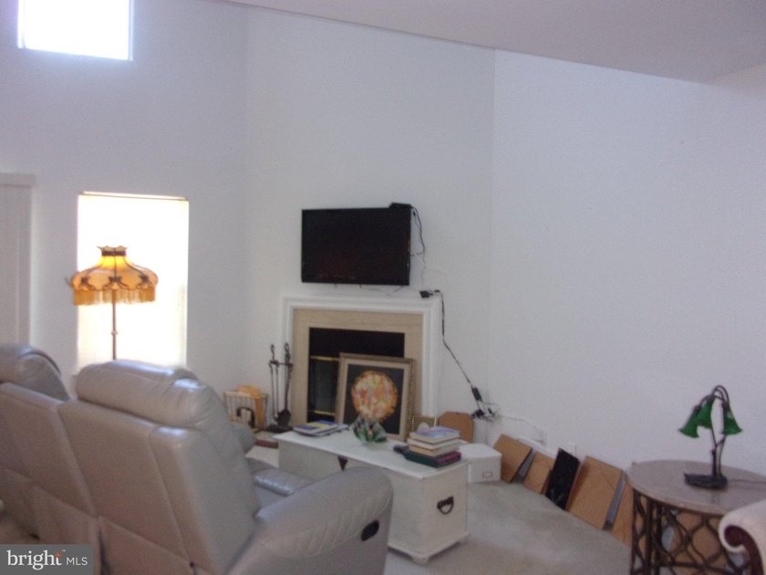 Well maintained 2 Bedroom, 2 Bath Condo available in the - photo 7