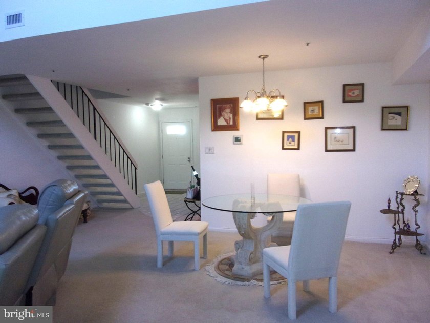 Well maintained 2 Bedroom, 2 Bath Condo available in the - photo 8