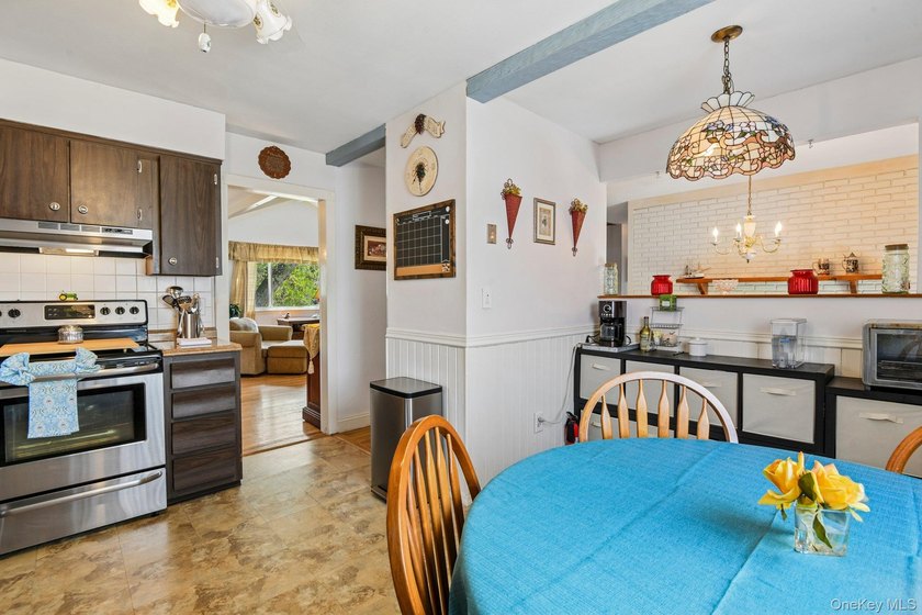 Welcome to this spacious 4-bedroom, 1.5-bath high ranch nestled - photo 15