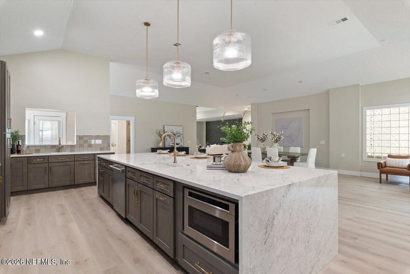 3845 Harbor Drive presents a rare waterfront offering where a - photo 22