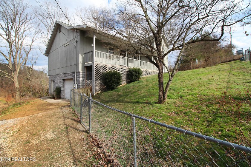 Lovely lake front home on Cherokee Lake on deep clove with year - photo 25
