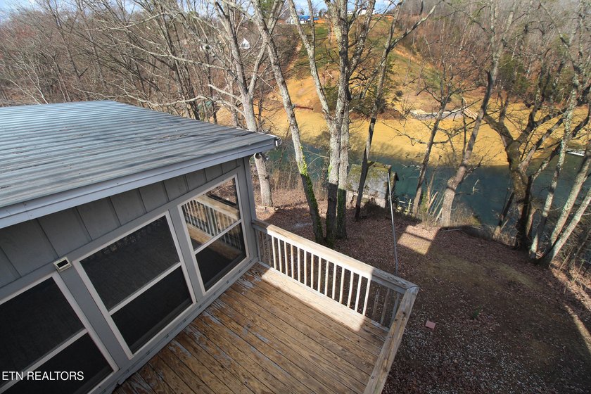 Lovely lake front home on Cherokee Lake on deep clove with year - photo 44